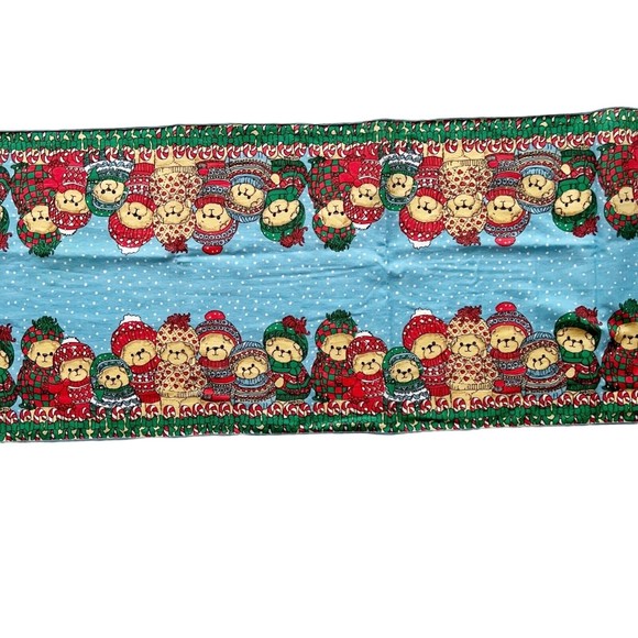Leacock & Co Winter Christmas Teddy Bear Sweater Candy Table Runner & 6 Napkins - Picture 3 of 9